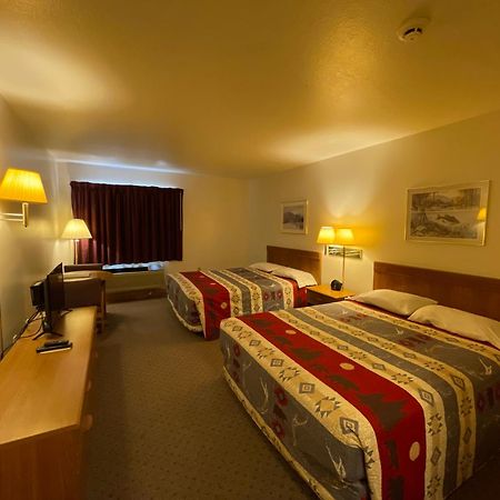 Ausable Valley Inn Mio المظهر الخارجي الصورة